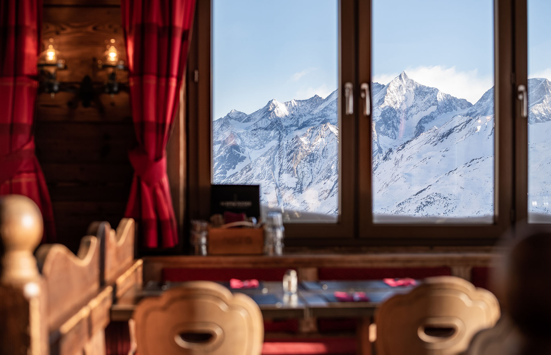 Hotel Schwarzsee Restaurant - Interior - The Matterhorn